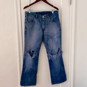 Gucci “Big G” embroidered Distressed Jeans. Size 32” 100%. Cool Boot Cut